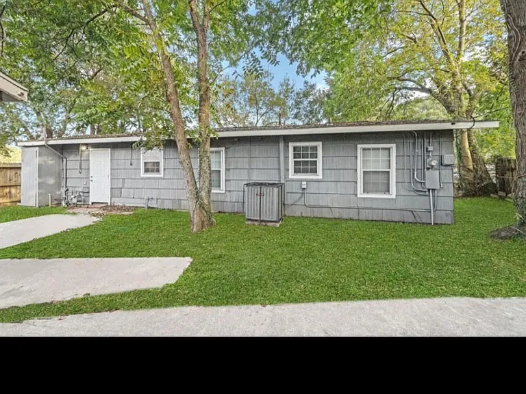 5702 Westover St — Photo 6