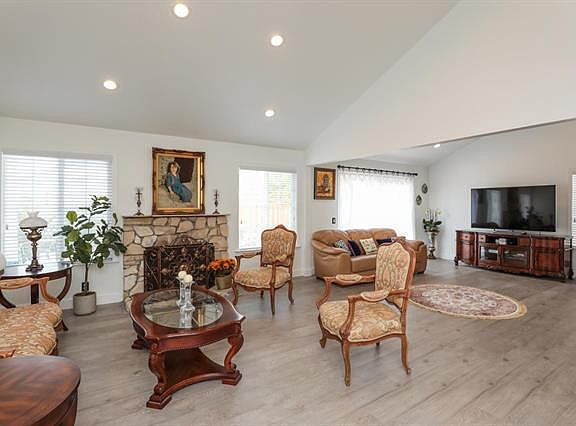 4th image of 5758 Barnswell Way