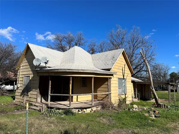 408 N Main St, Winters, TX 79567