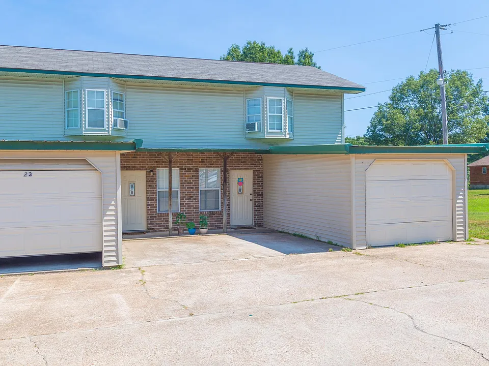 12 Lumpkin Dr #11