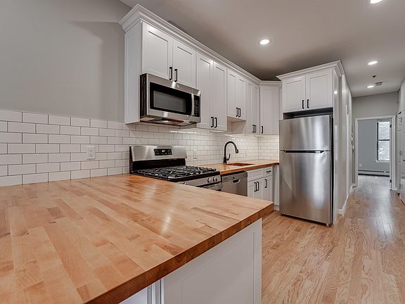 3rd image of 813 Park Ave APT 4