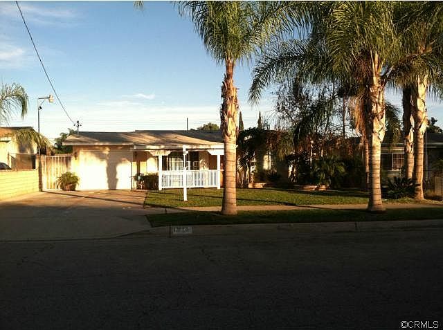 1st image of 1711 S Fern Ave
