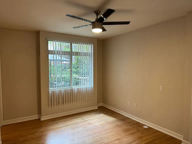 1480 Broadway #2212 — Photo 44