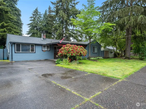 12710 23rd Avenue NE, Seattle, WA 98125