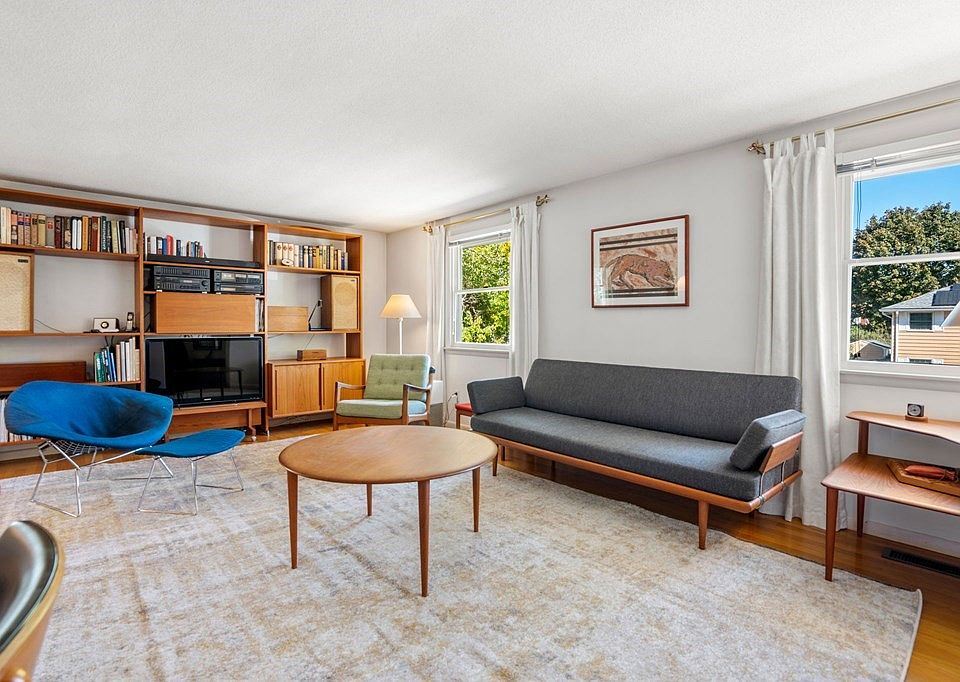 18 Alden Ave, Stoneham, MA 02180 Zillow