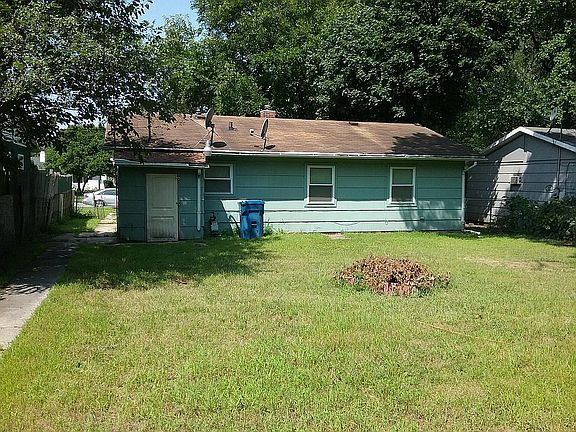3961 Ohio,Back of house
