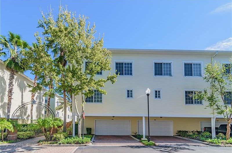 1st image of 9757 Meadow Field Cir