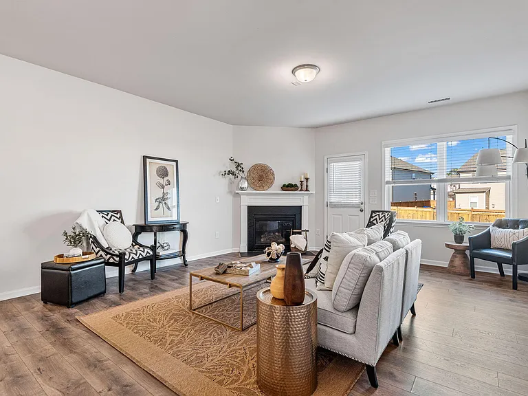 1008 Sandtrap Way — Photo 13