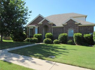 910 Elk Horn Dr, Midlothian, TX 76065