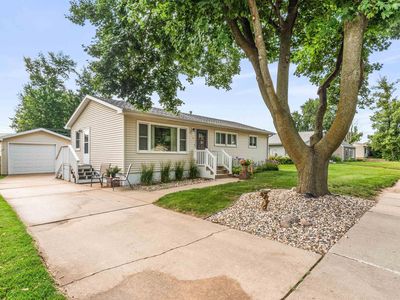 3716 S Glendale Ave, Sioux Falls, SD, 57105