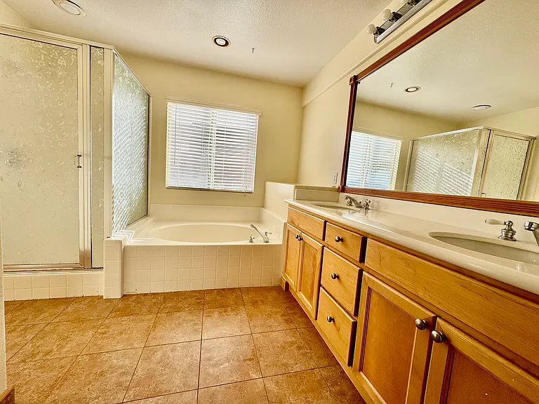 11558 Village Ridge Rd — Photo 18