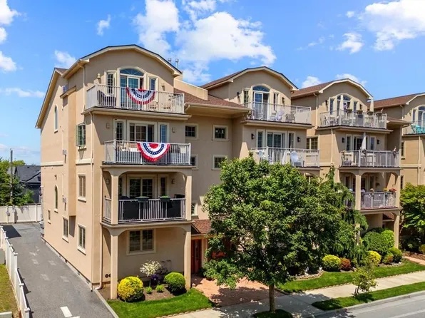 435 E Broadway #A, Long Beach, NY 11561