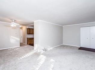 850 N Adams Rd UNIT 4, Birmingham, MI 48009