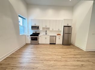 4731 N Western Ave #202, Chicago, IL 60625