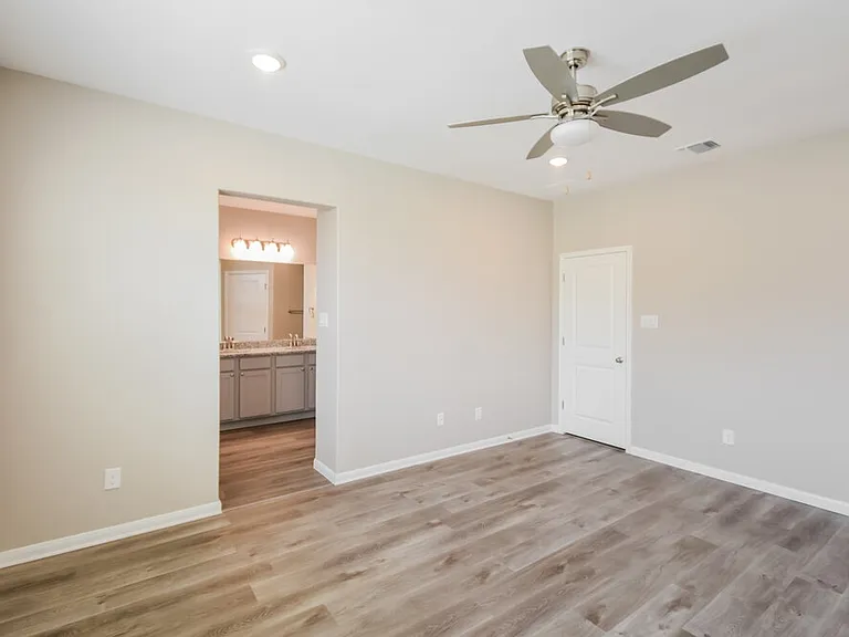 3849 Ivy Path — Photo 9