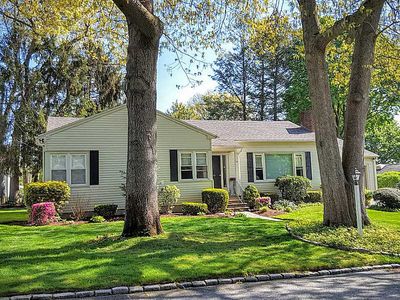 27 Everett Rd, Cranston, RI, 02920