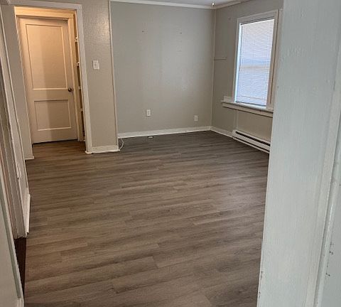 4th image of 52 Radford St