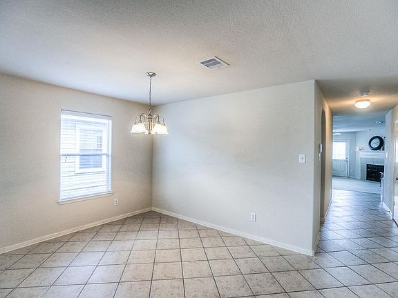 2nd image of 21435 Hannover Grove Ln