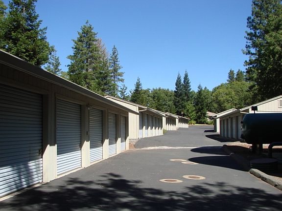 5th image of 19 Woodland Park Dr