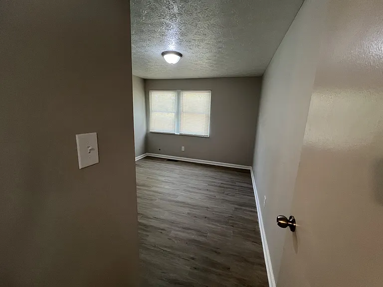 9412 Mount Auburn Ave #1-12 — Photo 14