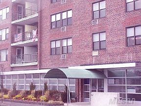 Sunny 3BR-2 Bath Unit!