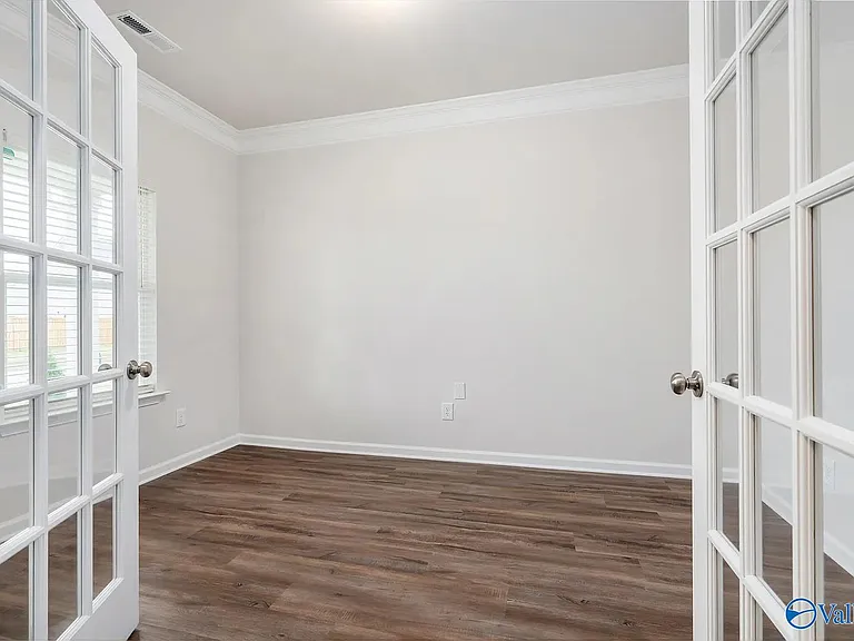 16879 Hollings Trl — Photo 4