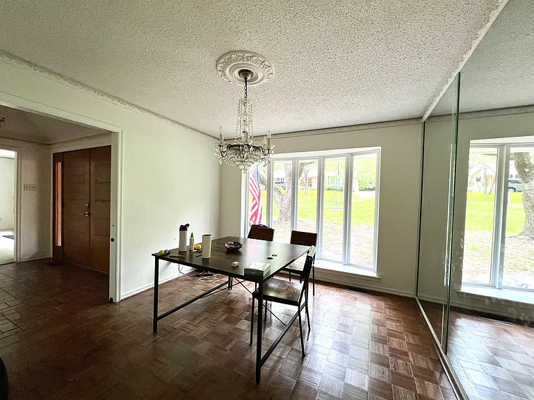 8162 San Leandro Dr — Photo 14
