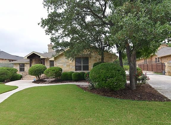 2nd image of 904 Forest Canyon Dr