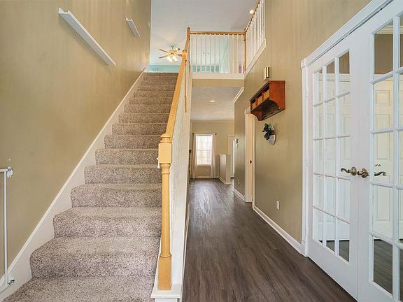 4th image of 2037 Spinnaker Dr
