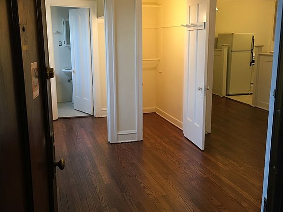2nd image of 1565 W Birchwood Ave APT 1