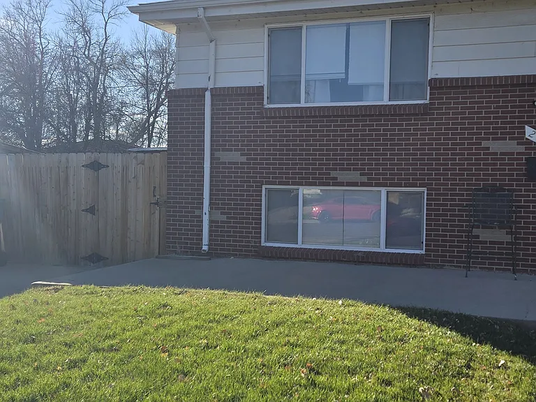 2655 Worchester St — Photo 28