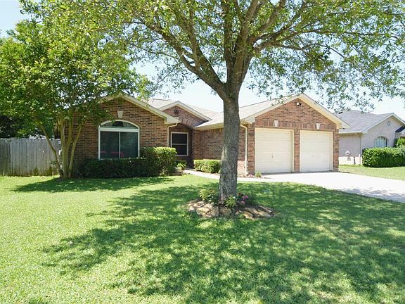 2nd image of 2703 Quail Run Dr