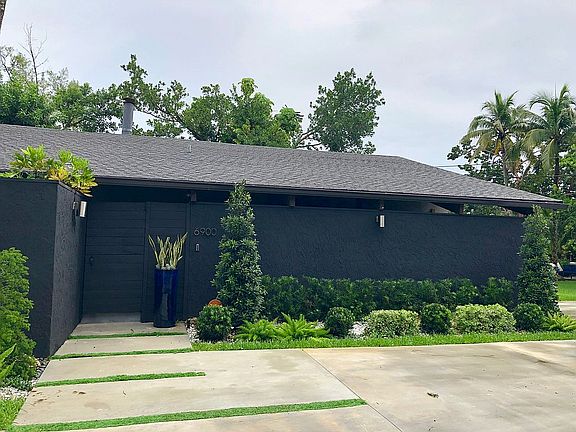 4th image of 6900 N Waterway Dr