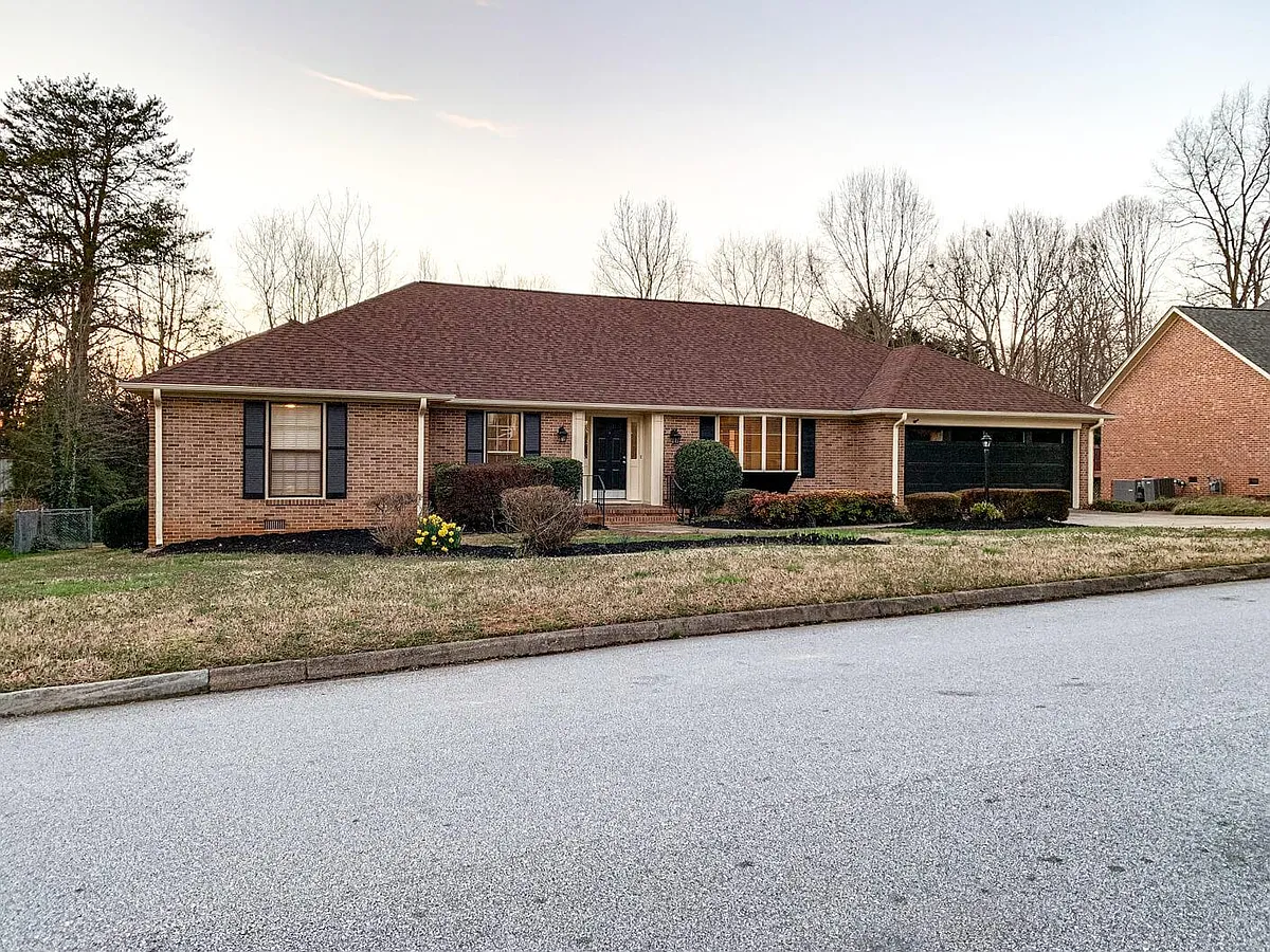 Building Photo - 109 Sugar Cane Ct