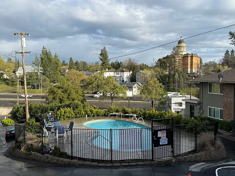 291 Placer St #B — Photo 12
