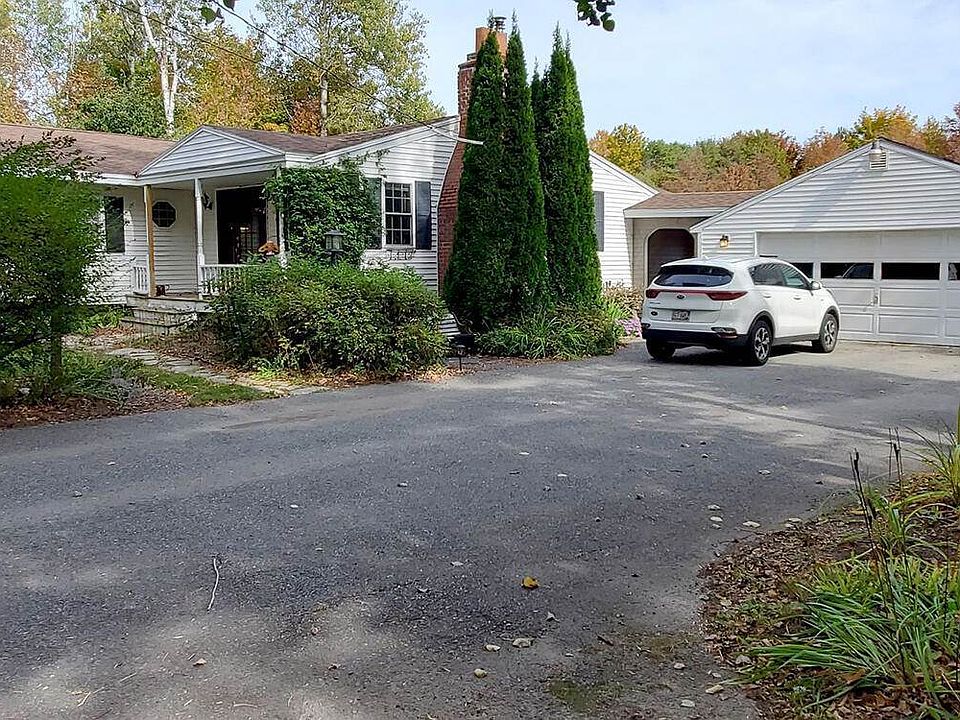 1st image of 2245 Essex St