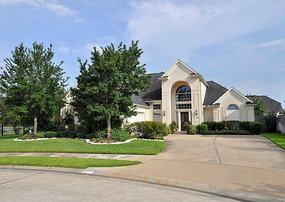 1st image of 21803 Hidden Falls Ct