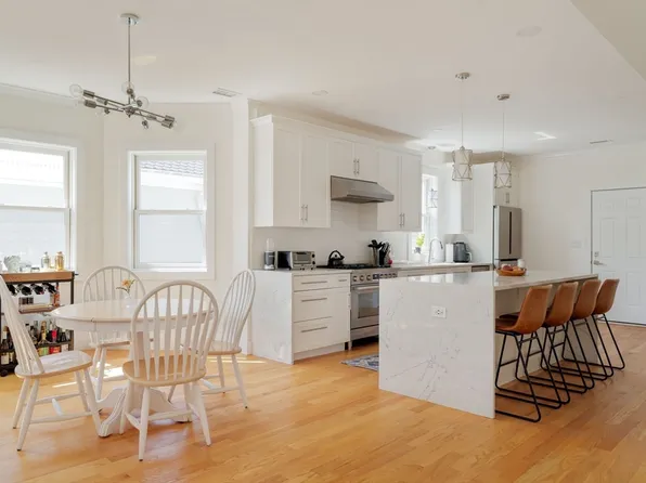 23 Franklin St #2, Somerville, MA 02145