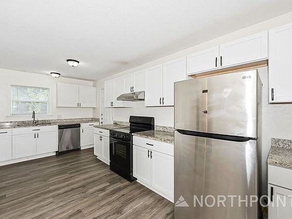 4th image of 1700 Ruth St