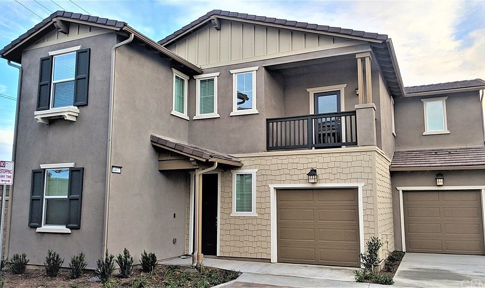 1st image of 14377 Figueroa Ln