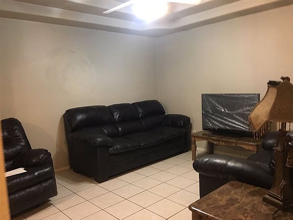 4th image of 3226 Morelos Dr