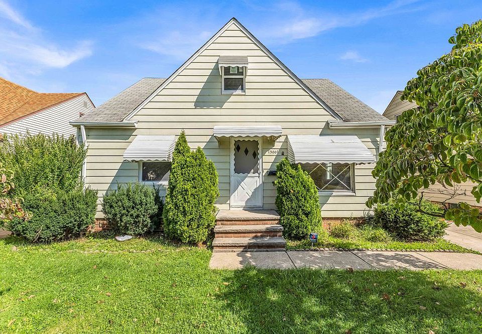 13001 Eastwood Blvd, Garfield Heights, OH 44125 | Zillow