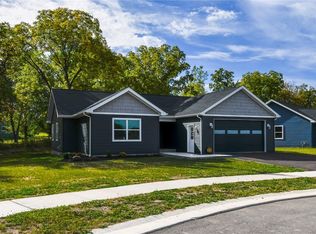 2004 Maes Lndg, Canandaigua, NY 14424