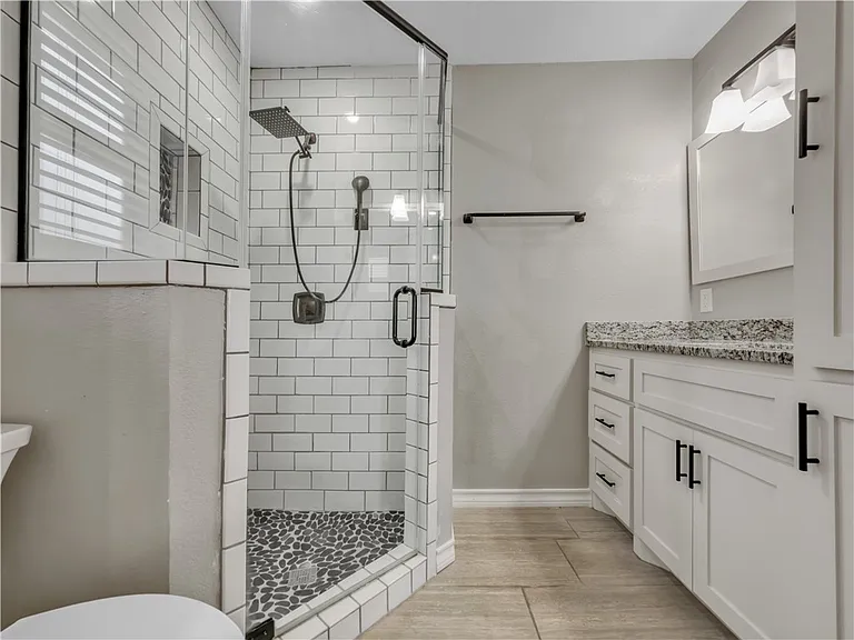 853 Belmeade Dr — Photo 16