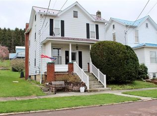 325 Sherman St, Meyersdale, PA 15552