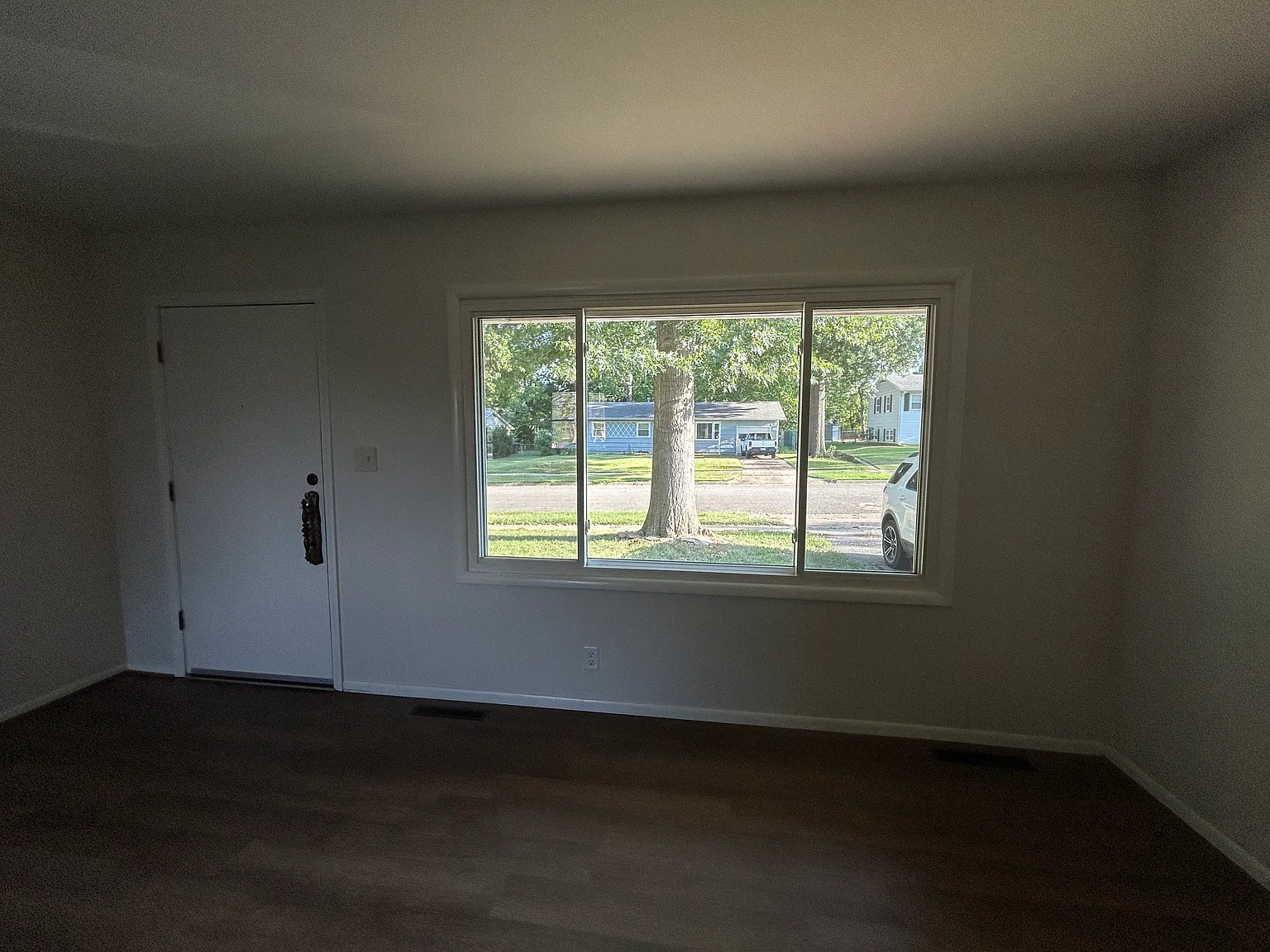 3 bed, 1800 sqft, $1,700 — Photo 2