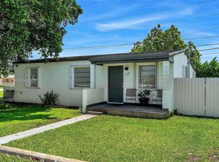 5240 SW 97th Ct, Miami, FL 33165