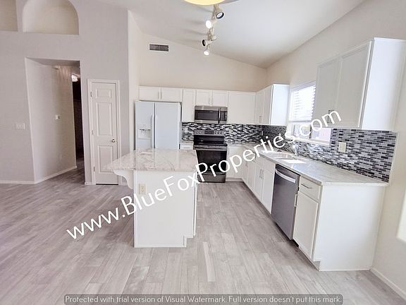 3rd image of 5781 W Cortaro Crossing Dr