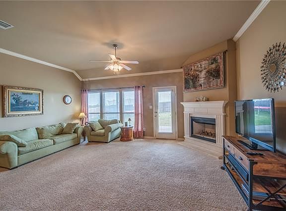 4th image of 1644 Salado Trl