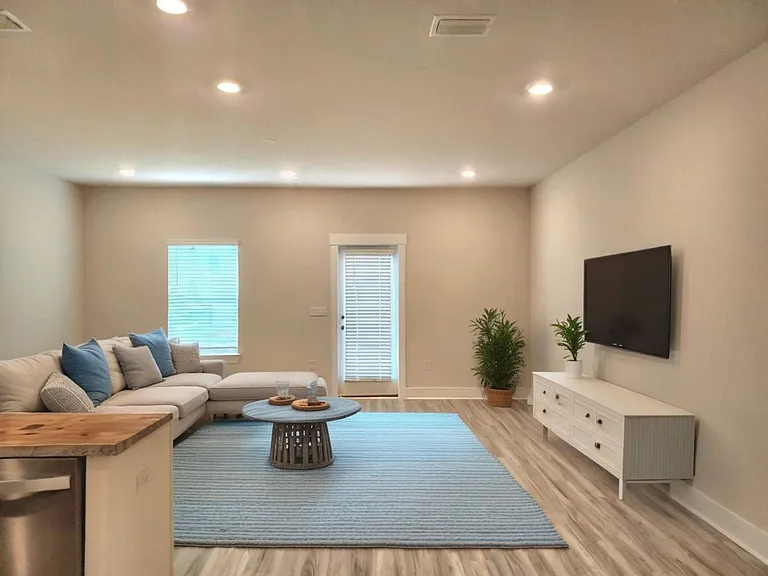 9436 Nature Creek Ln — Photo 23